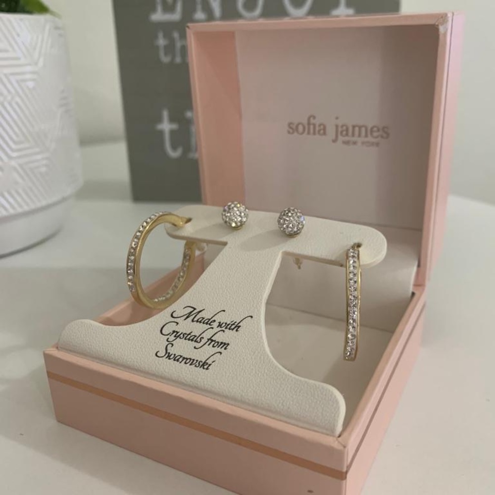 Sofia James 2 Pair earrings